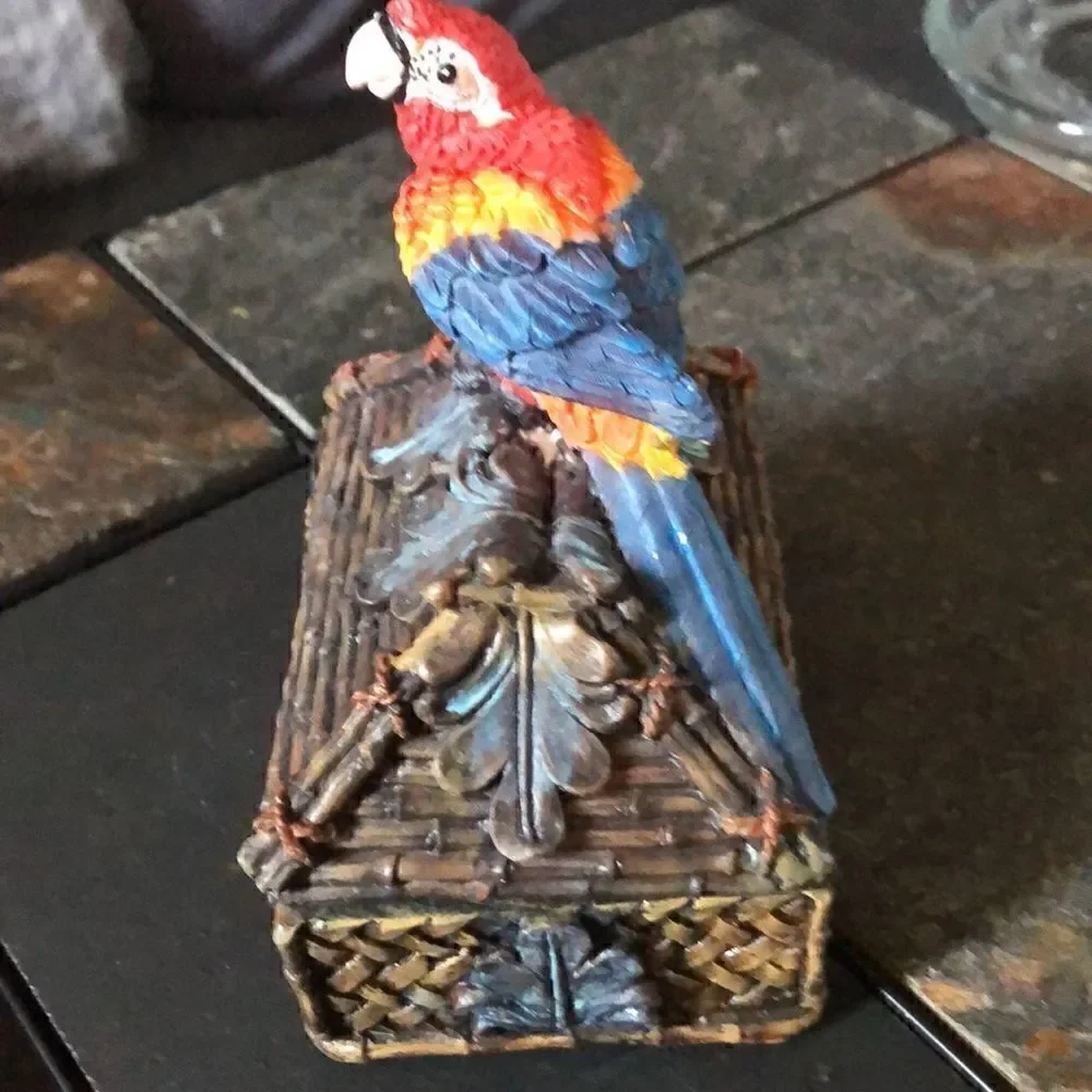 Resin Trinket Box Faux Bamboo With Parrot on Top Tropical Decor 5